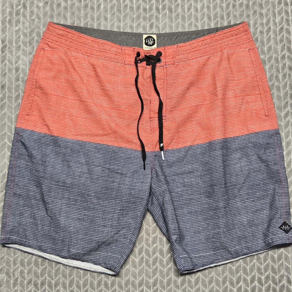 Rip Curl Surf Craft Mens 38 Board Shorts Red Navy Blue Striped